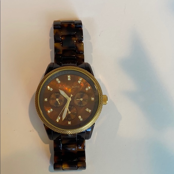 Michael Kors Tortiose Shell Brown Watch - Picture 2 of 3